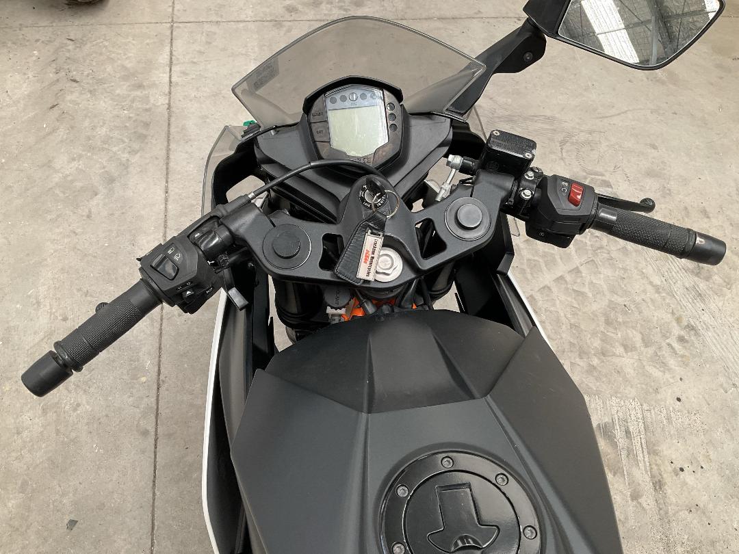 Photo '9' of KTM RC 390