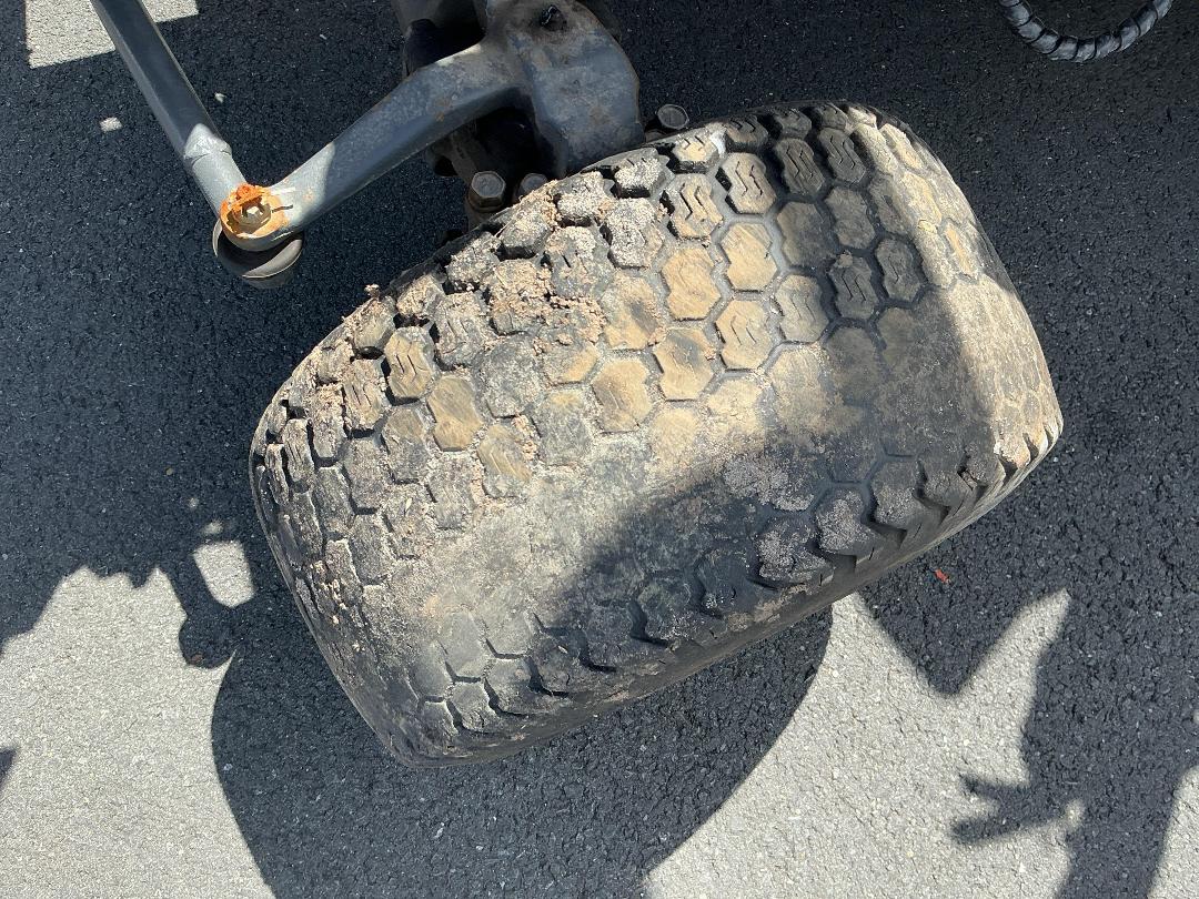 Photo '22' of Kubota F3690 Mower