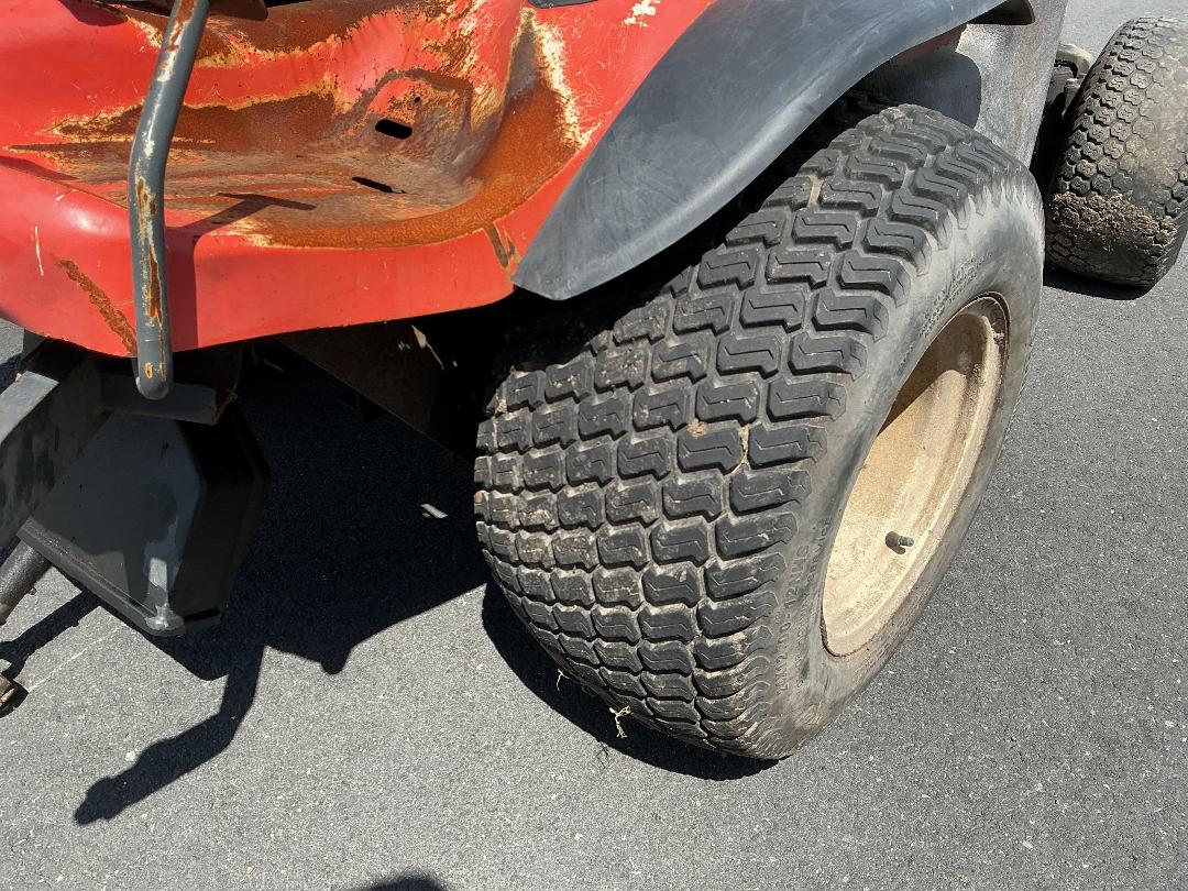 Photo '24' of Kubota F3690 Mower