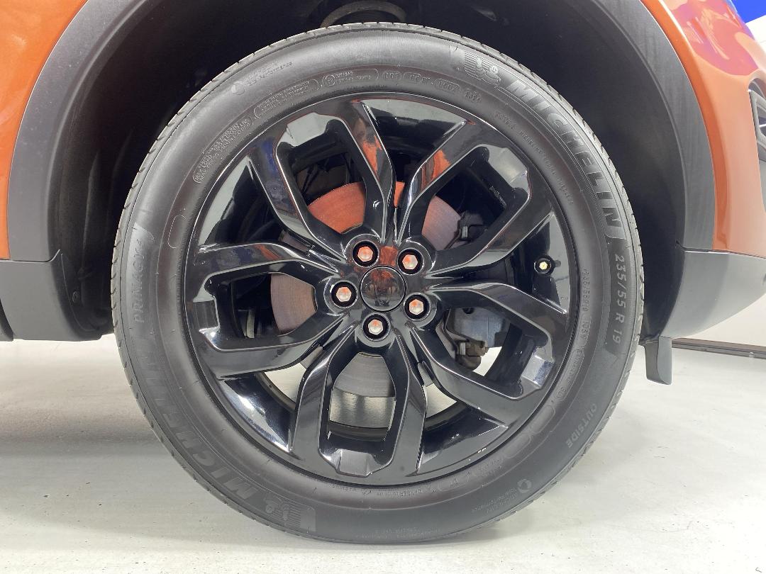 Photo '9' of Land Rover Discovery Sport Photo '9' of Land Rover Discovery Sport