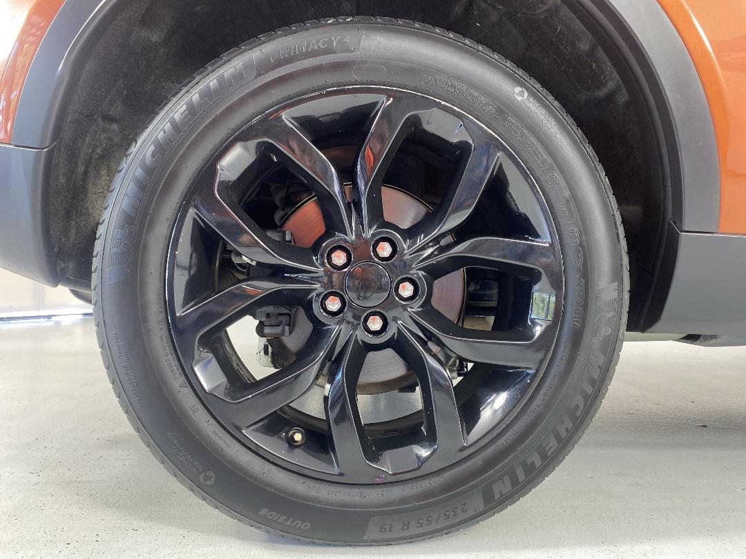 Photo '12' of Land Rover Discovery Sport Photo '12' of Land Rover Discovery Sport