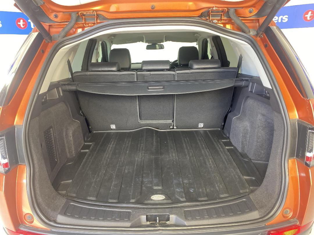 Photo '14' of Land Rover Discovery Sport Photo '14' of Land Rover Discovery Sport