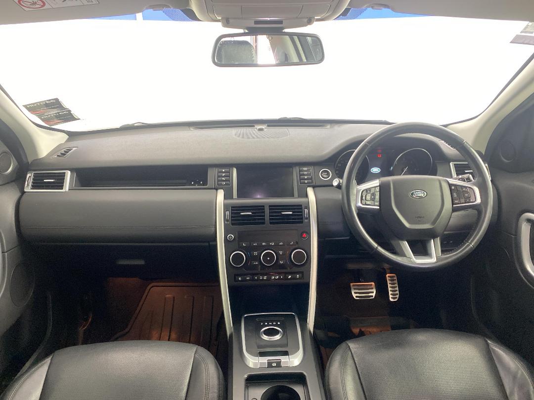 Photo '17' of Land Rover Discovery Sport Photo '17' of Land Rover Discovery Sport