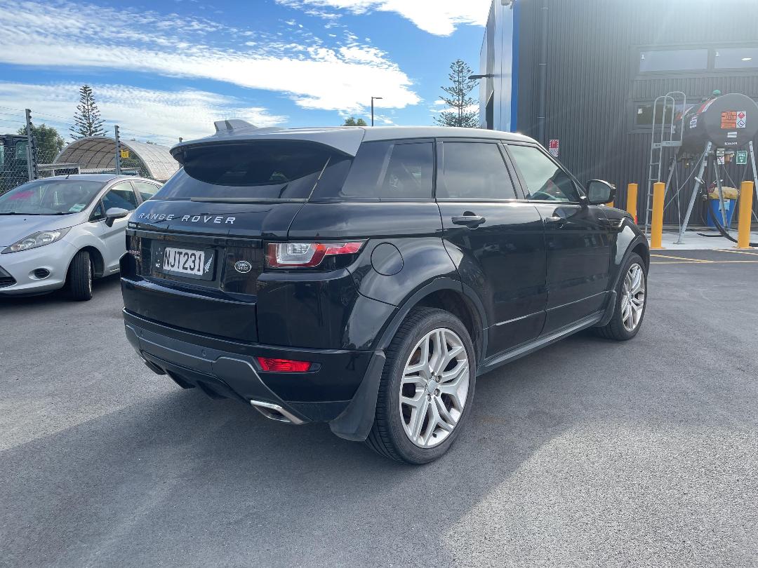 Photo '7' of Land Rover Range Rover Evoque HSE DYN TD4 A Photo '7' of Land Rover Range Rover Evoque HSE DYN TD4 A