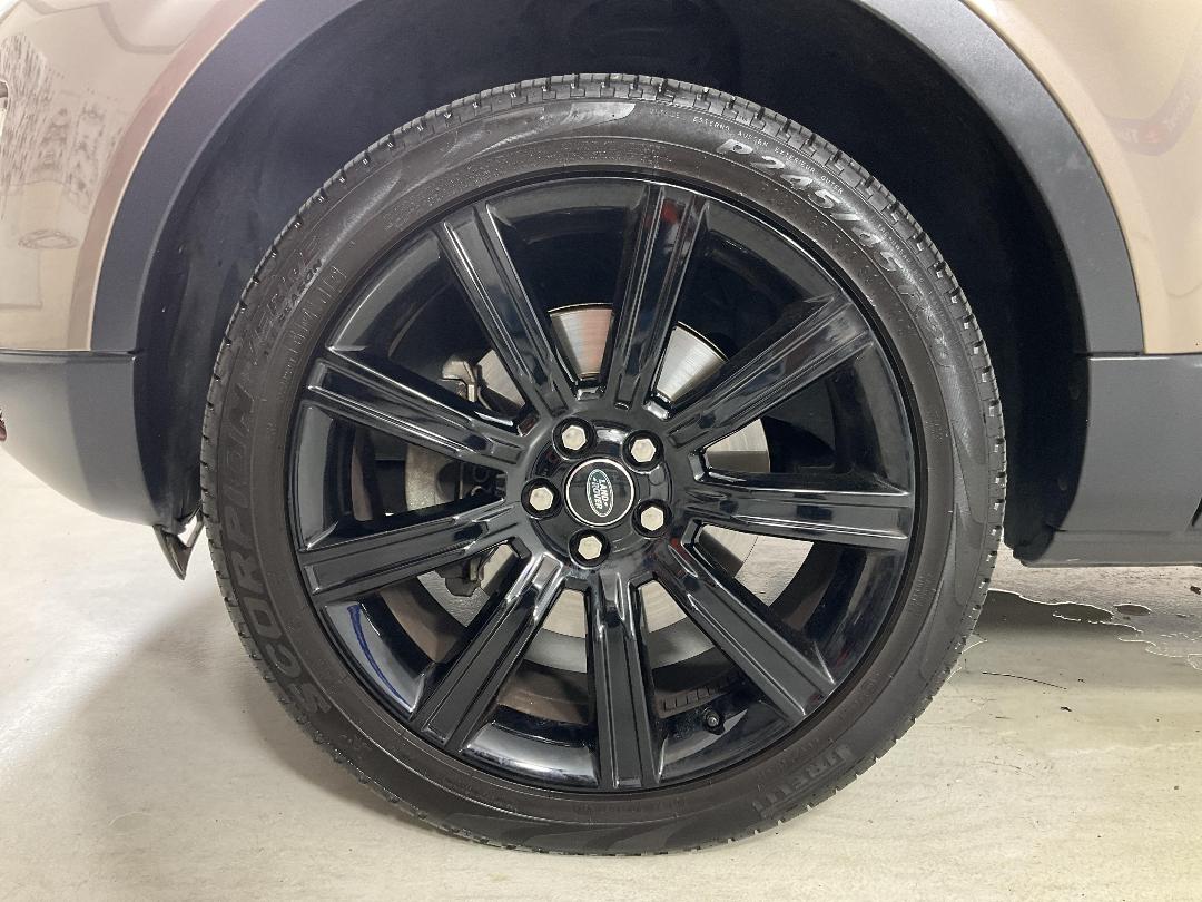 Photo '10' of Land Rover Range Rover Photo '10' of Land Rover Range Rover