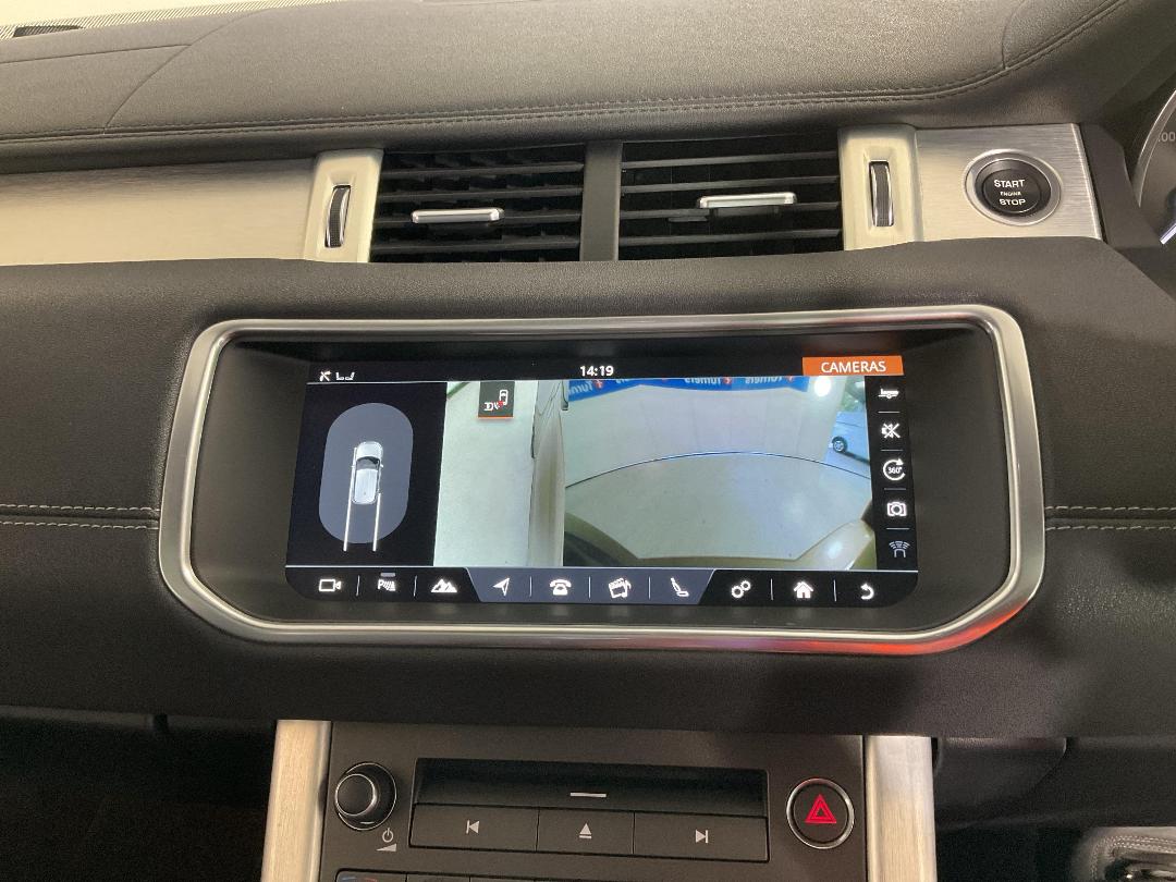 Photo '35' of Land Rover Range Rover Photo '35' of Land Rover Range Rover