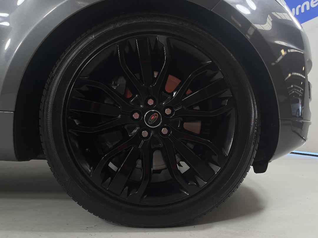 Photo '9' of Land Rover Range Rover Sport Photo '9' of Land Rover Range Rover Sport