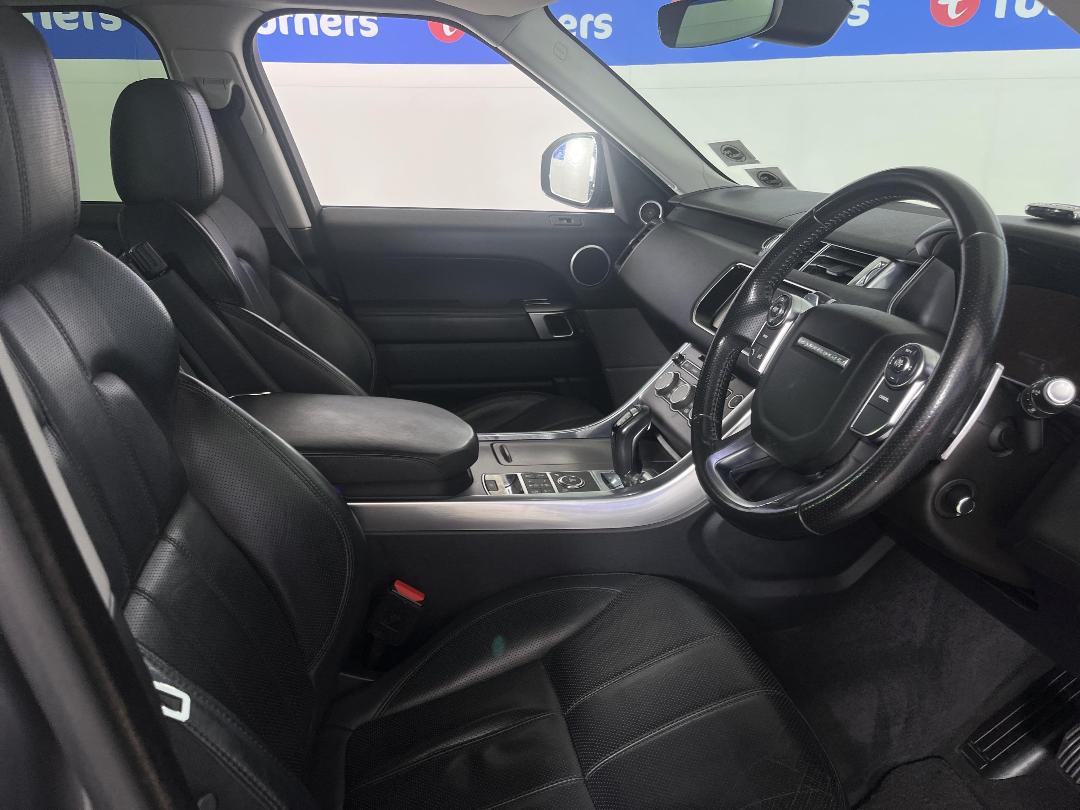 Photo '16' of Land Rover Range Rover Sport Photo '16' of Land Rover Range Rover Sport