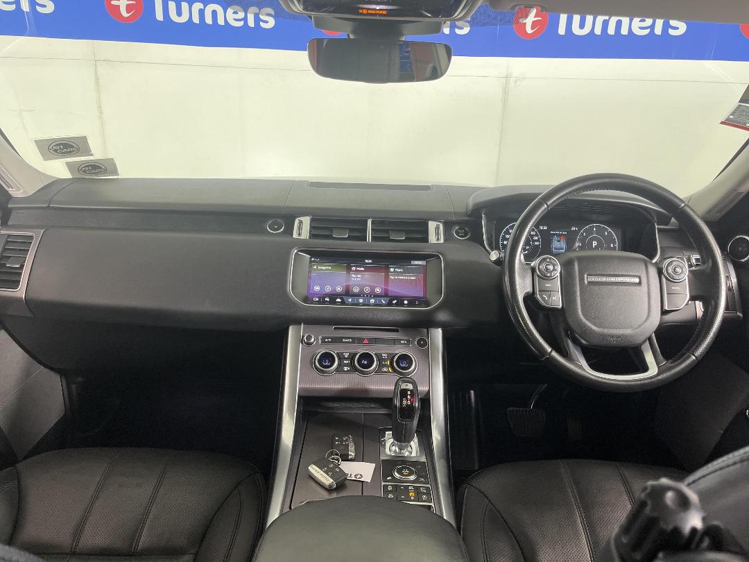 Photo '17' of Land Rover Range Rover Sport Photo '17' of Land Rover Range Rover Sport