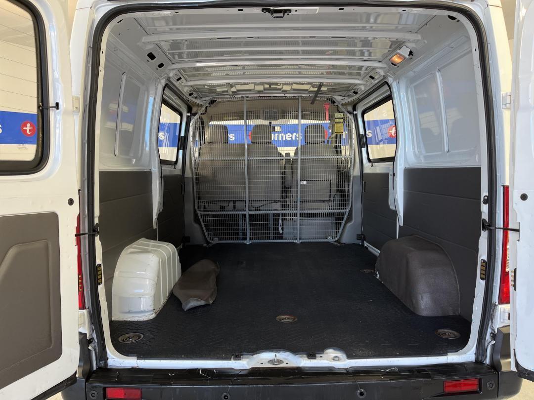 Photo '14' of LDV V80