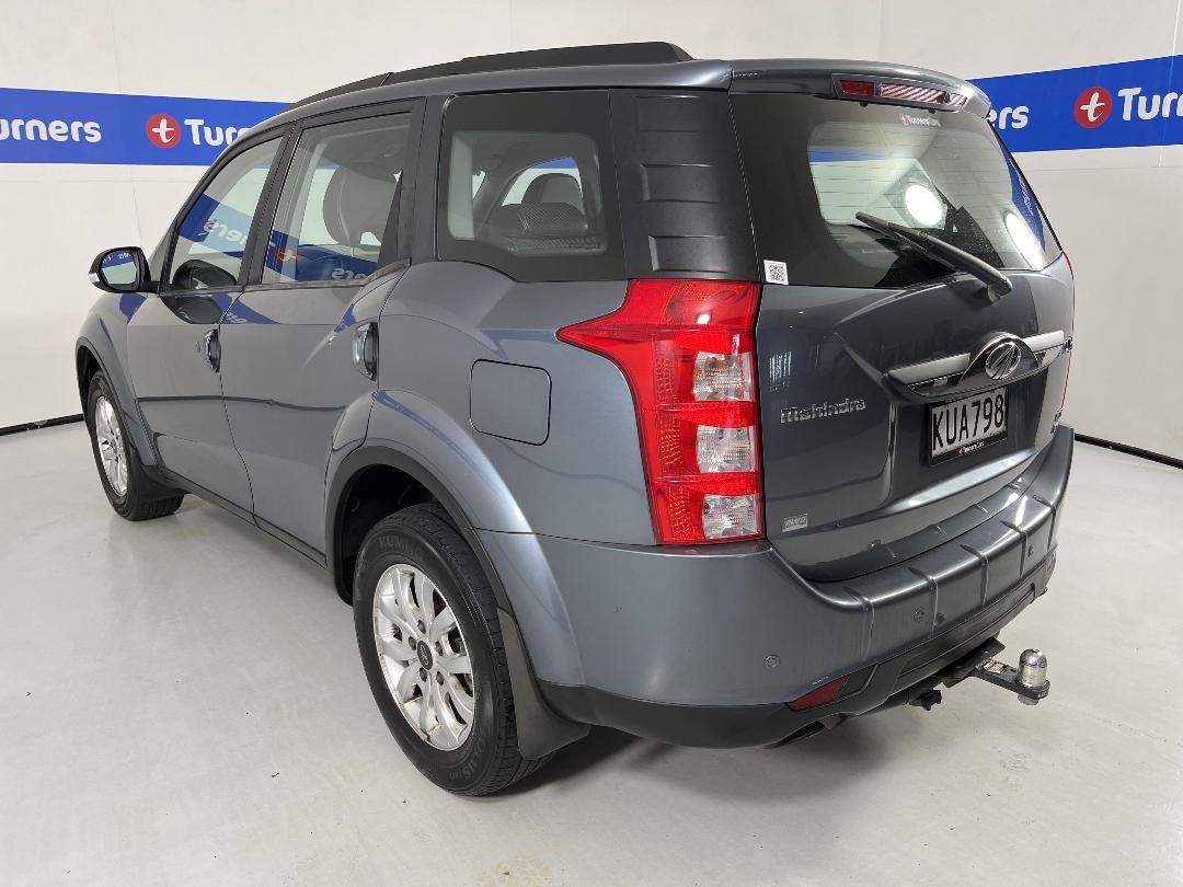 Photo '5' of Mahindra XUV Photo '5' of Mahindra XUV