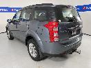 Thumbnail '5' of Mahindra XUV