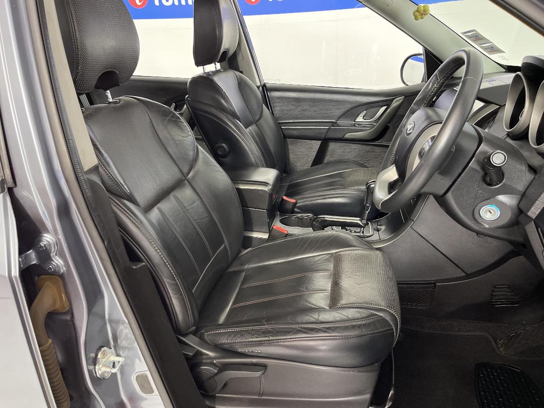 Photo '16' of Mahindra XUV Photo '16' of Mahindra XUV