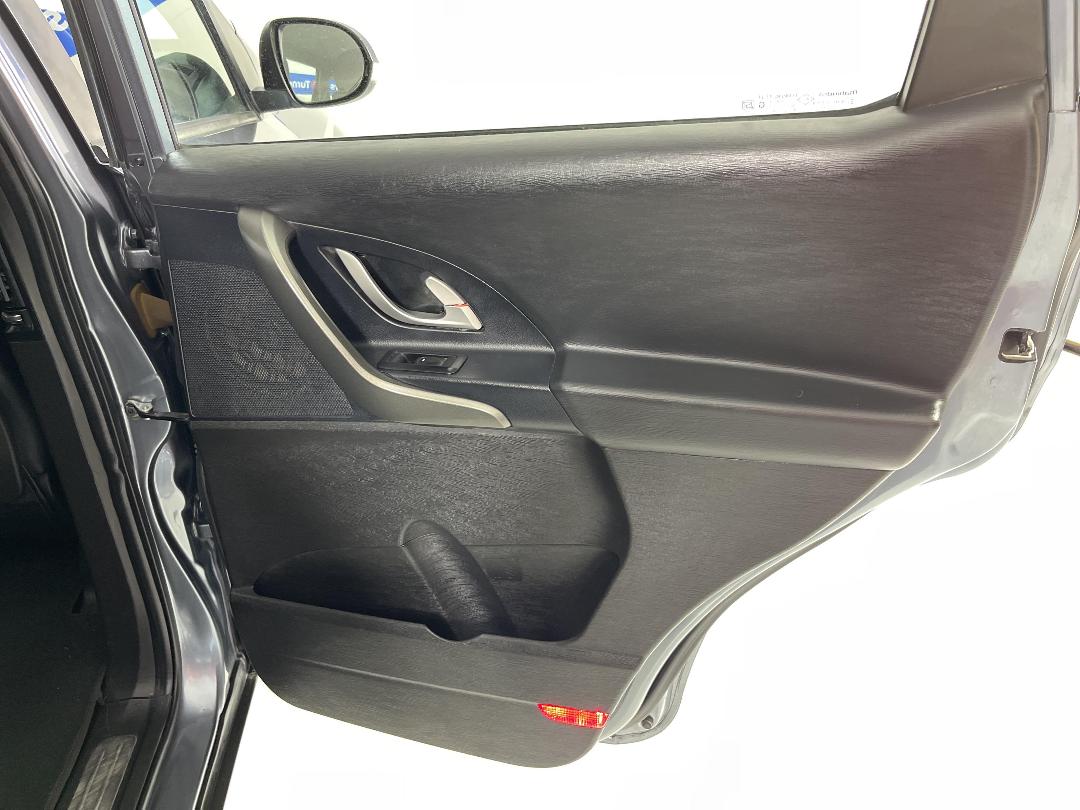 Photo '19' of Mahindra XUV Photo '19' of Mahindra XUV