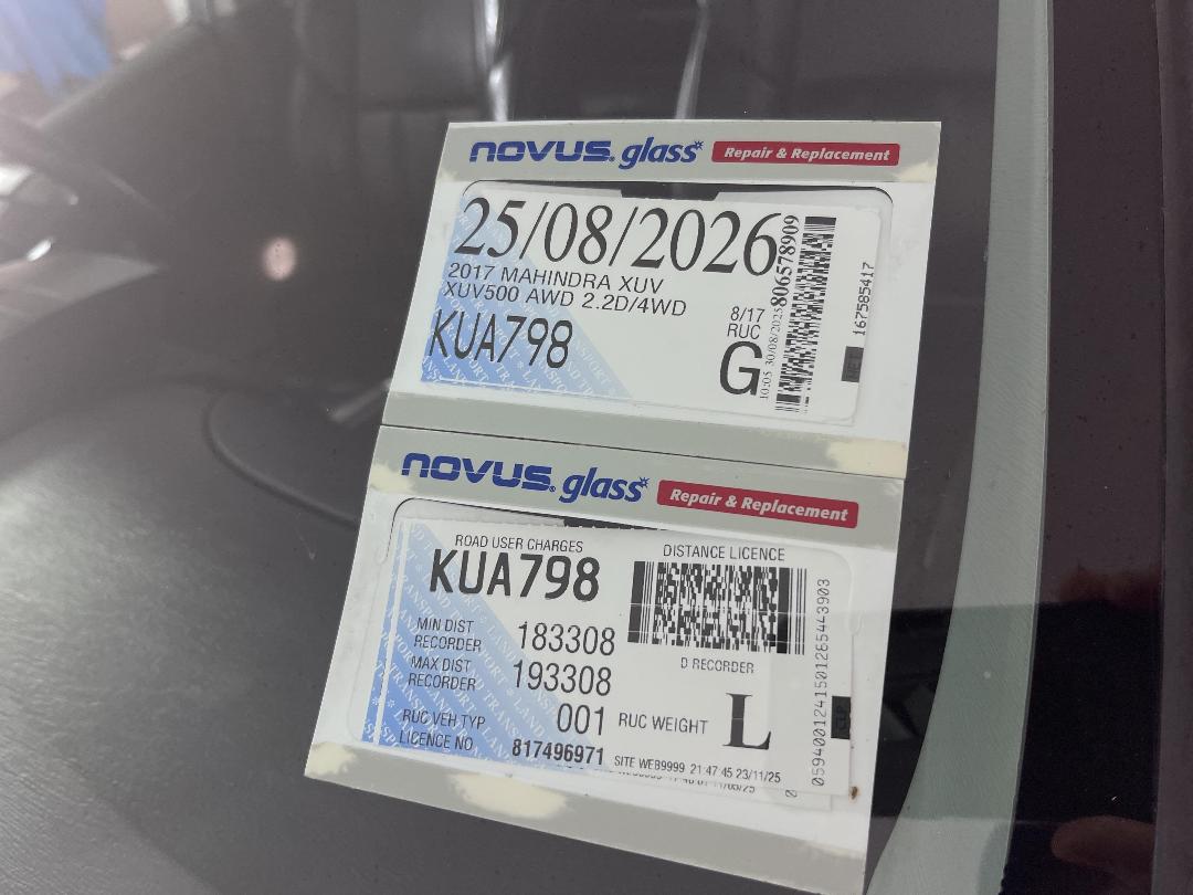 Photo '24' of Mahindra XUV Photo '24' of Mahindra XUV