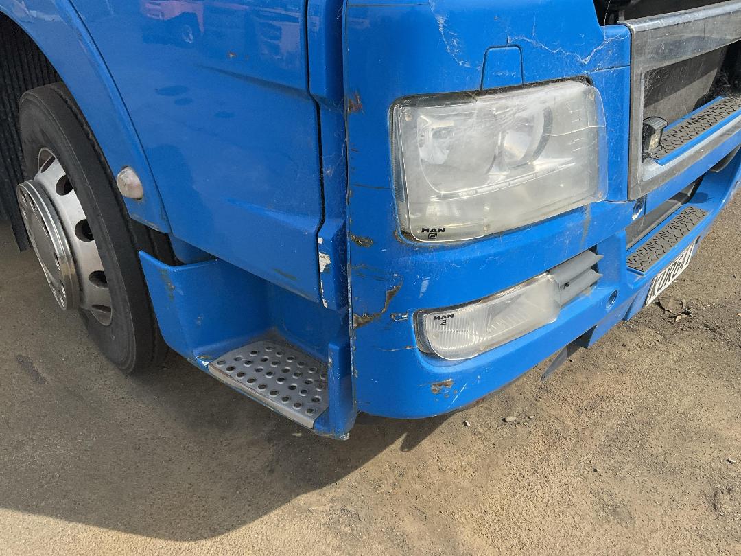 Photo '30' of MAN TGX 35.540 8X4 Curtainsider