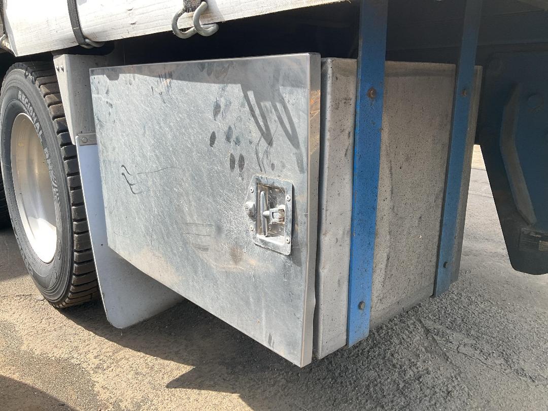 Photo '39' of MAN TGX 35.540 8X4 Curtainsider