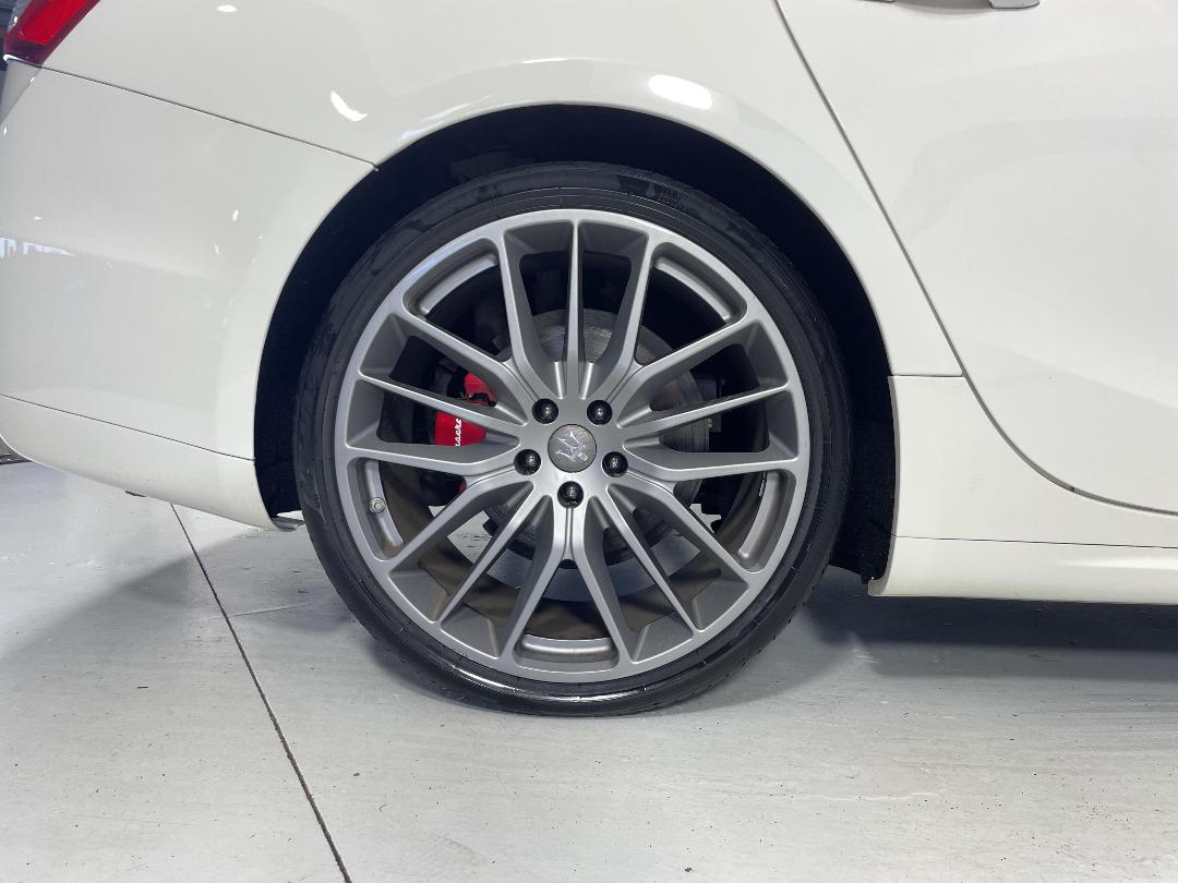 Photo '12' of Maserati Ghibli