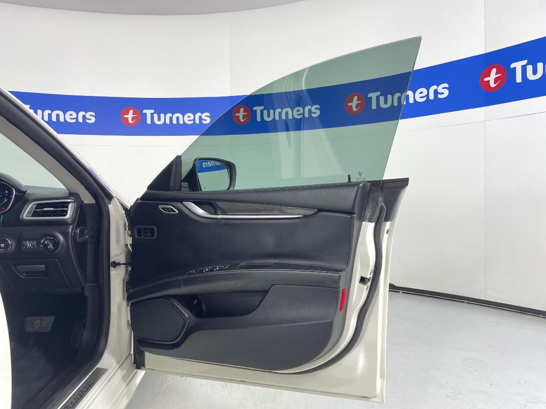 Photo '15' of Maserati Ghibli