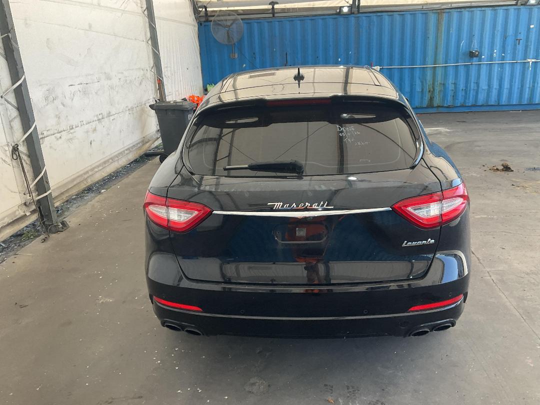 Photo '17' of Maserati Levante