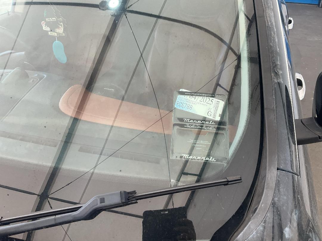 Photo '32' of Maserati Levante