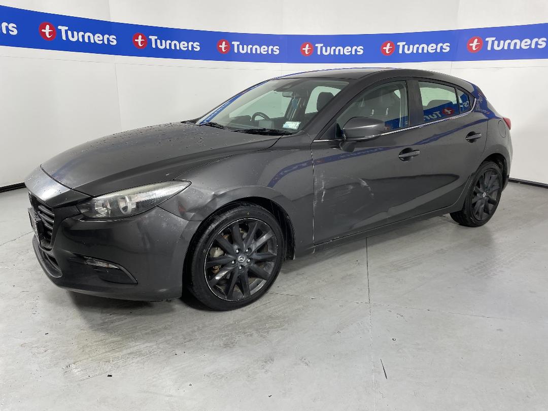 Photo '4' of Mazda 3