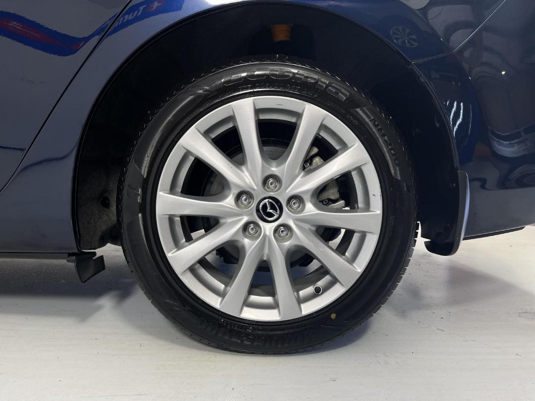 Photo '11' of Mazda Atenza Photo '11' of Mazda Atenza