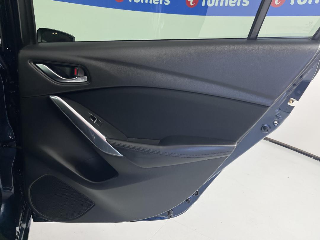 Photo '19' of Mazda Atenza Photo '19' of Mazda Atenza