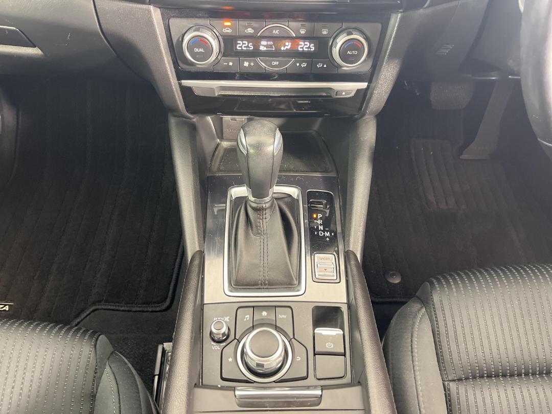 Photo '18' of Mazda Atenza Photo '18' of Mazda Atenza