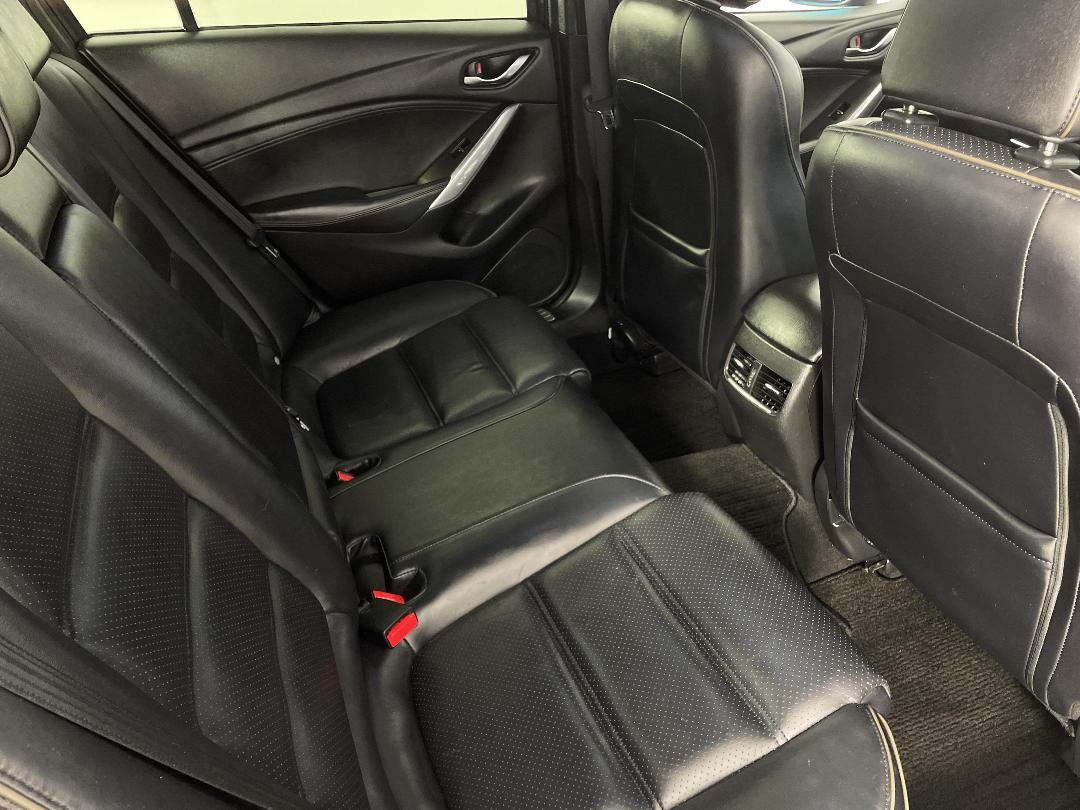 Photo '20' of Mazda Atenza Photo '20' of Mazda Atenza