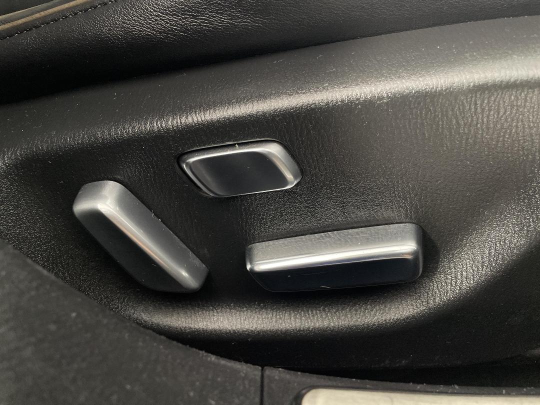 Photo '23' of Mazda Atenza Photo '23' of Mazda Atenza