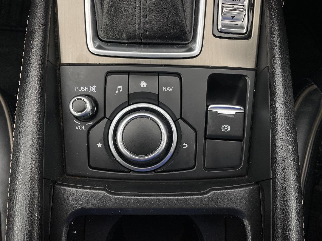 Photo '28' of Mazda Atenza Photo '28' of Mazda Atenza