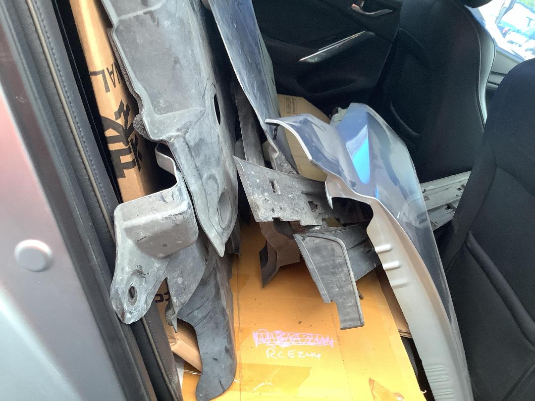 Photo '9' of Mazda Atenza Photo '9' of Mazda Atenza