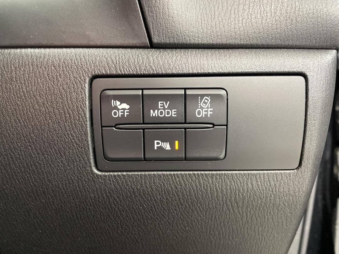 Photo '36' of Mazda Axela