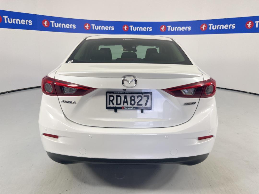 Photo '6' of Mazda Axela