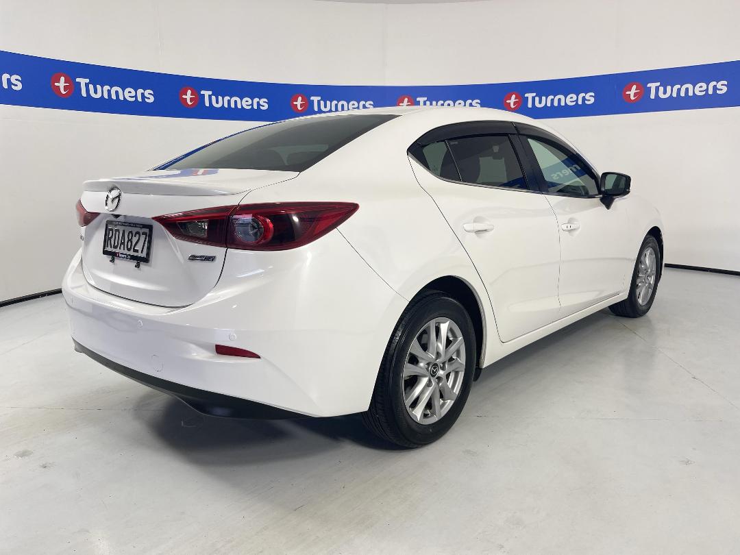 Photo '7' of Mazda Axela