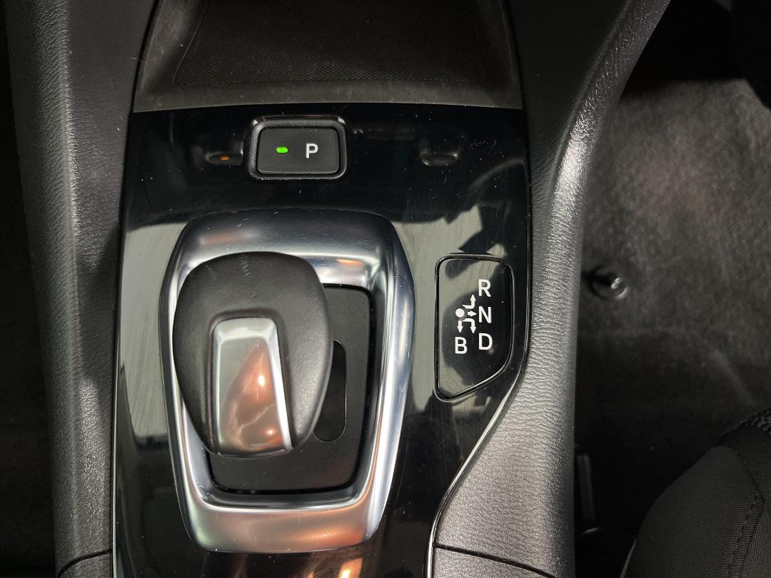 Photo '28' of Mazda Axela