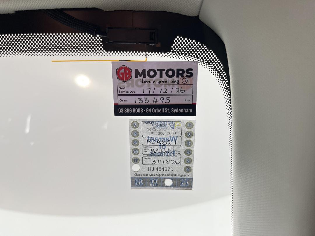 Photo '31' of Mazda Axela