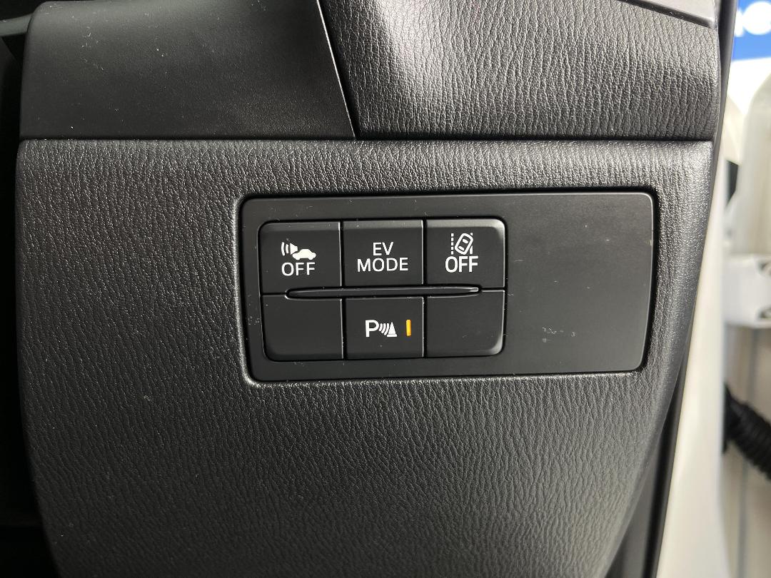 Photo '30' of Mazda Axela