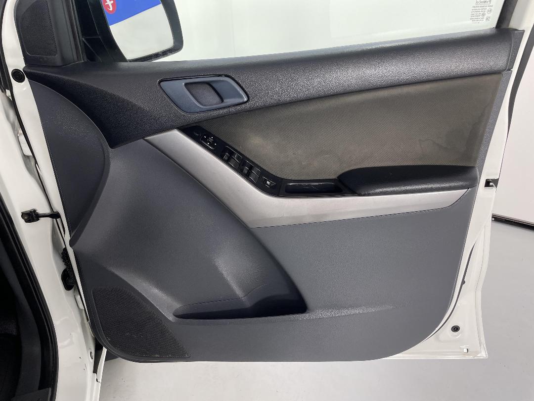 Photo '15' of Mazda Bt-50 Photo '15' of Mazda Bt-50