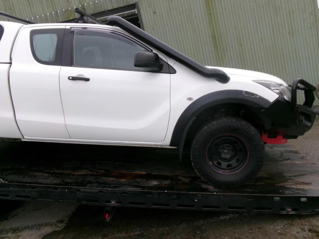 Photo '2' of Mazda Bt-50 GLX F/C W/S