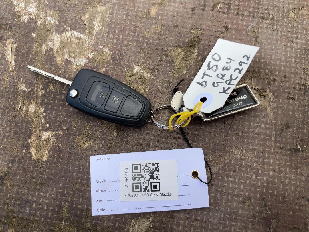 Photo '22' of Mazda Bt-50 GLX Sport F/C C/C Photo '22' of Mazda Bt-50 GLX Sport F/C C/C