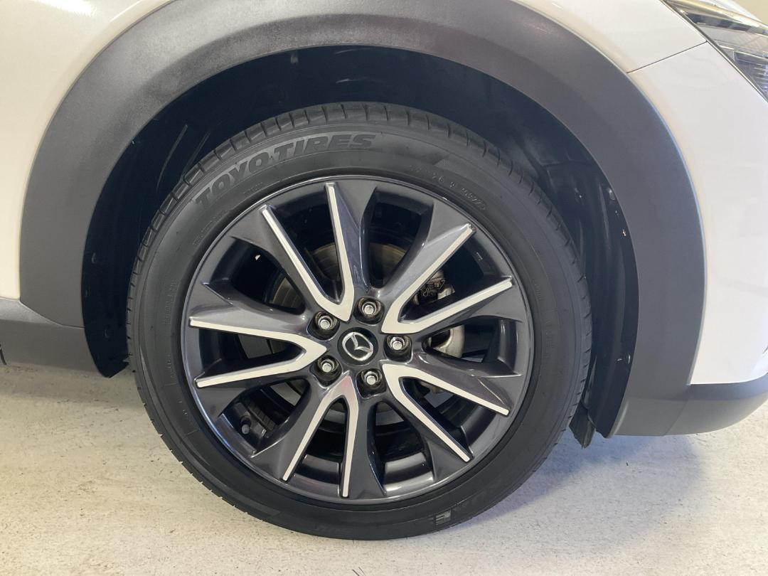 Photo '9' of Mazda CX-3