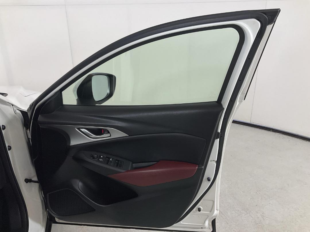 Photo '15' of Mazda CX-3