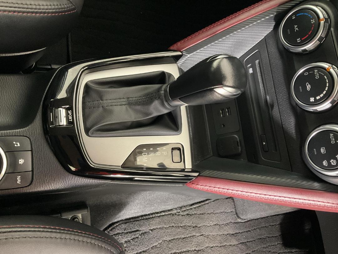 Photo '18' of Mazda CX-3