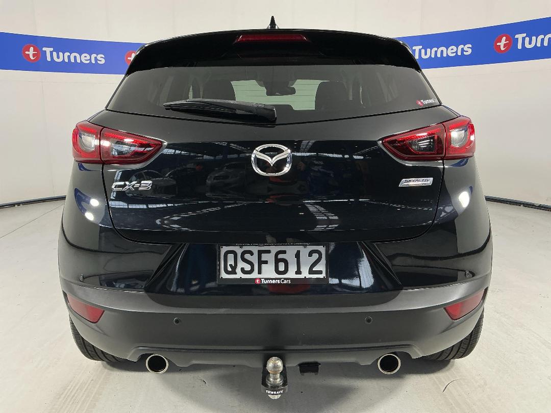 Photo '6' of Mazda CX-3