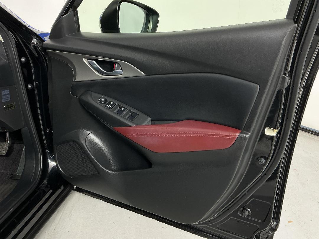 Photo '15' of Mazda CX-3