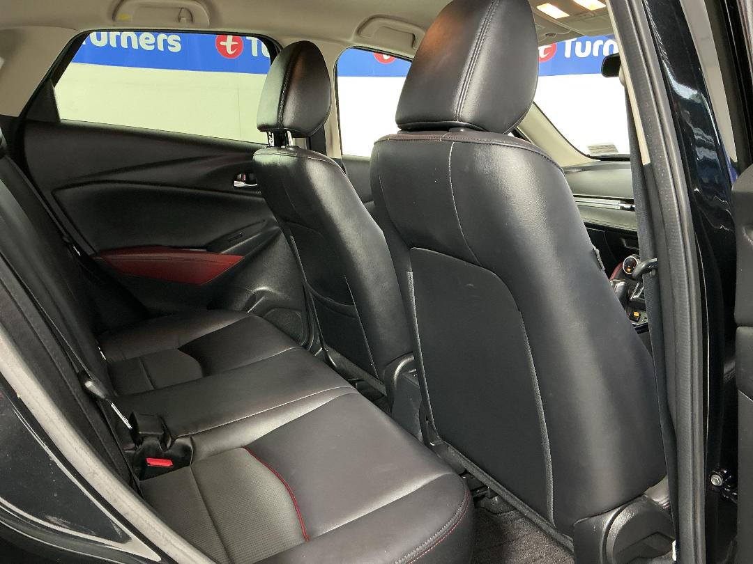 Photo '20' of Mazda CX-3