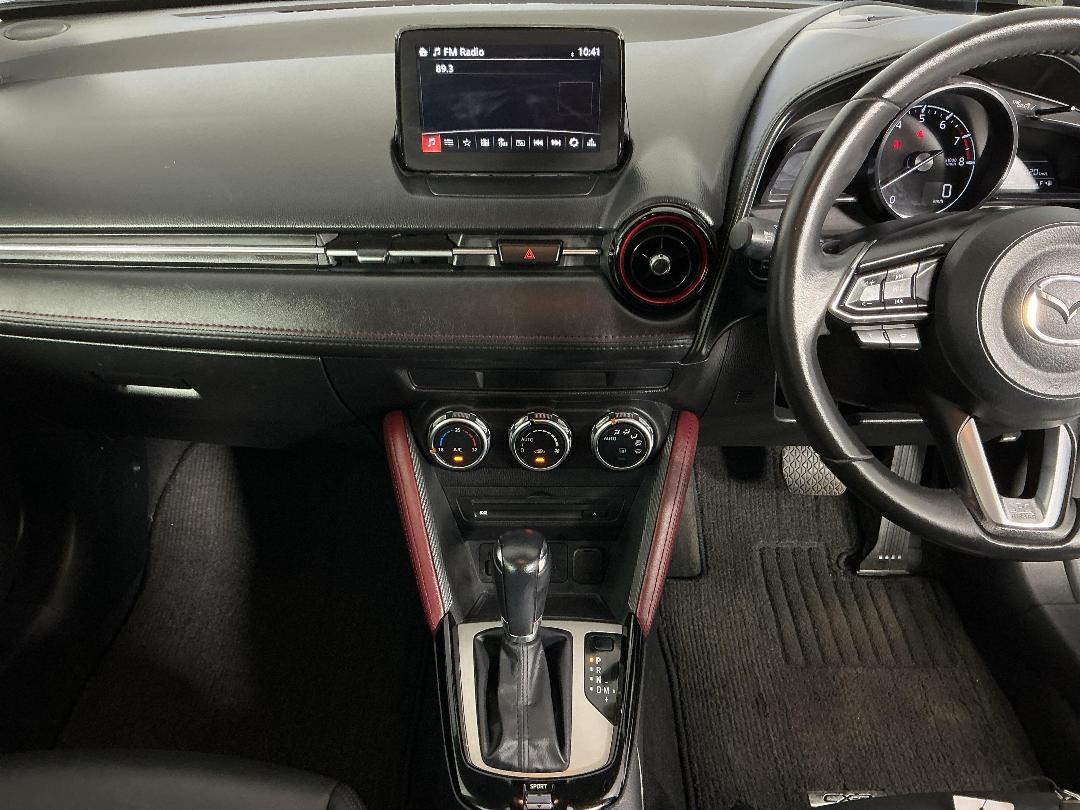 Photo '18' of Mazda CX-3