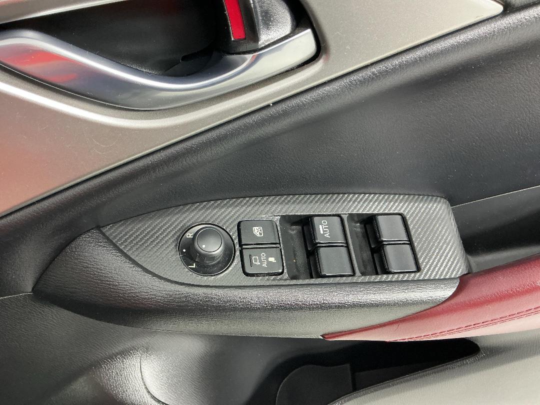 Photo '27' of Mazda CX-3